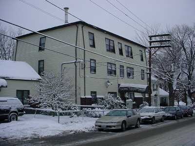 Primary Photo - 32-34 E Main St
