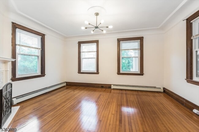 Building Photo - 287 Claremont Ave