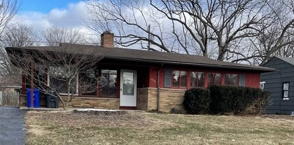 Building Photo - 1934 Langham Rd