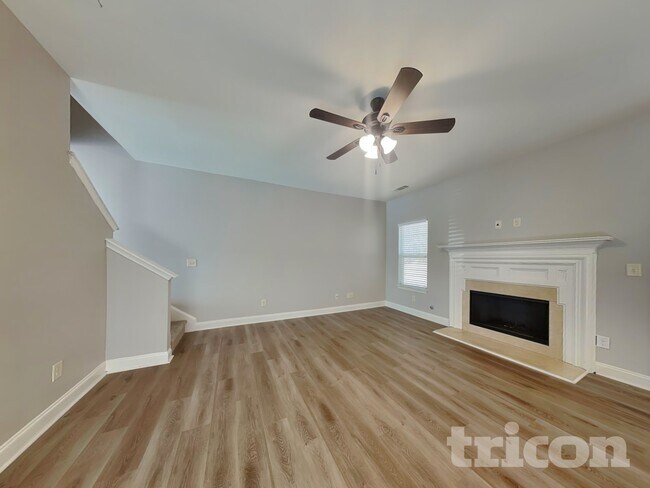 Foto del edificio - 1570 Campbell Ridge Ln