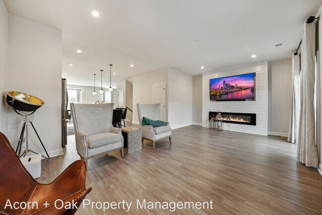 Foto del edificio - 4 br, 3.5 bath House - 1006 Channing Park ...