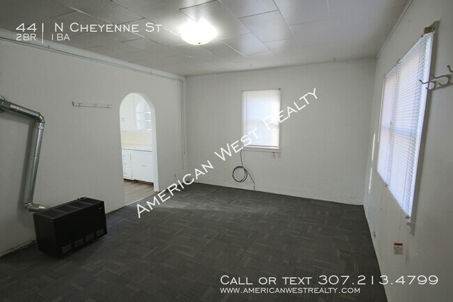 Building Photo - 2bed house