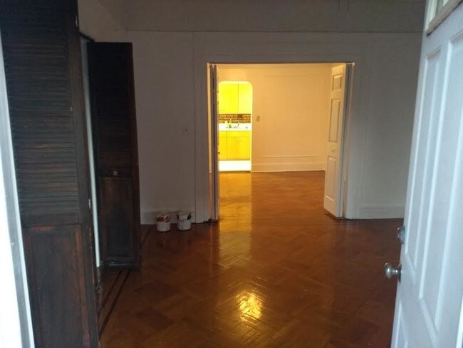 Building Photo - 147 STREET