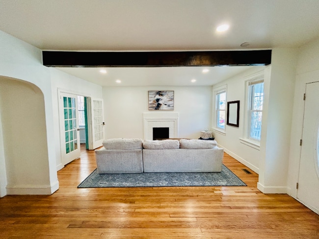 Photo - 1510 W 14th St House