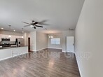 Foto principal - 2386 Baird St