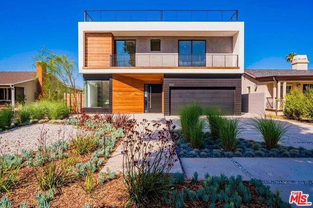 Foto principal - 3072 Grand View Blvd