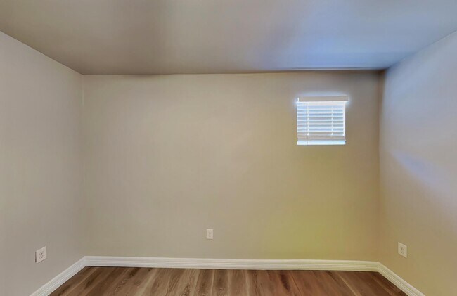 Foto del edificio - Charming 4-Bedroom Retreat Designed for Everyday Comfort