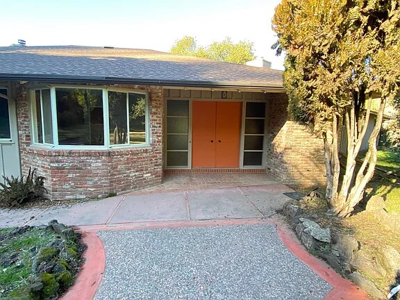 Primary Photo - 1200 Old Rancheria Rd