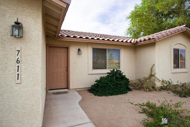 Foto del edificio - 7611 E 26th Ln