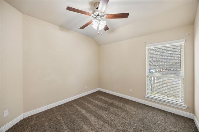 Foto del edificio - 945 Bluebird Way