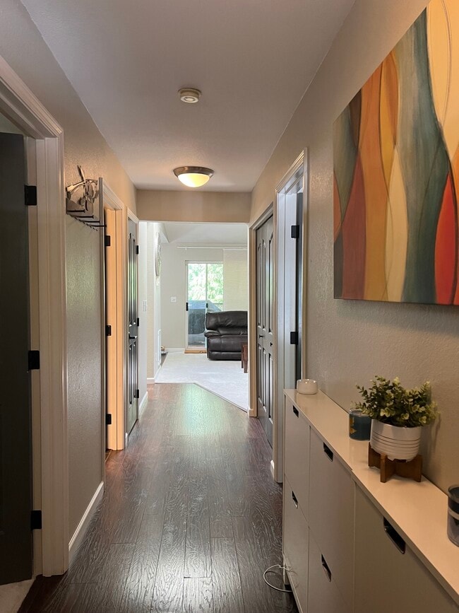 Entryway - 1830 S 336th St