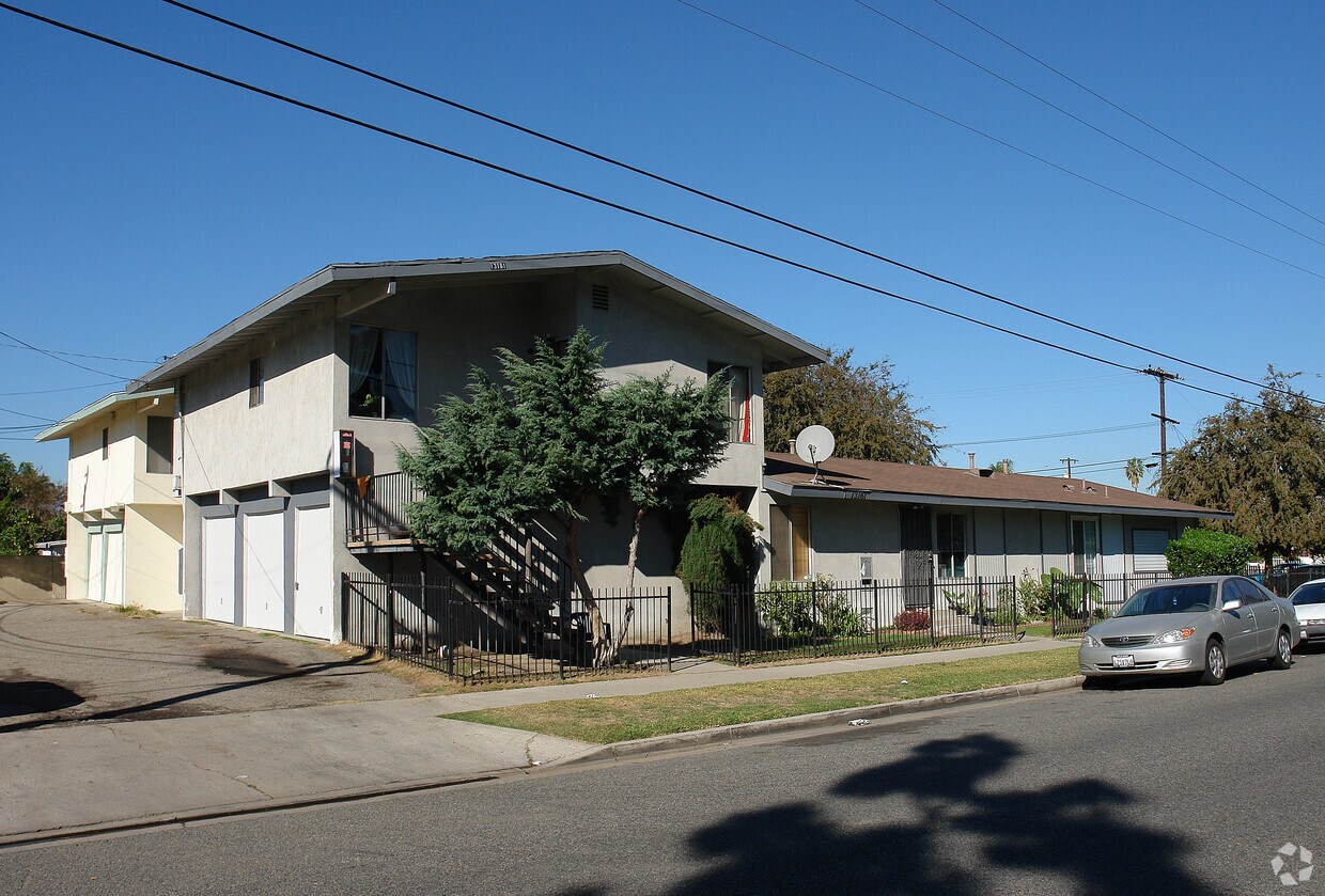 Foto del edificio - 13161 Benton St