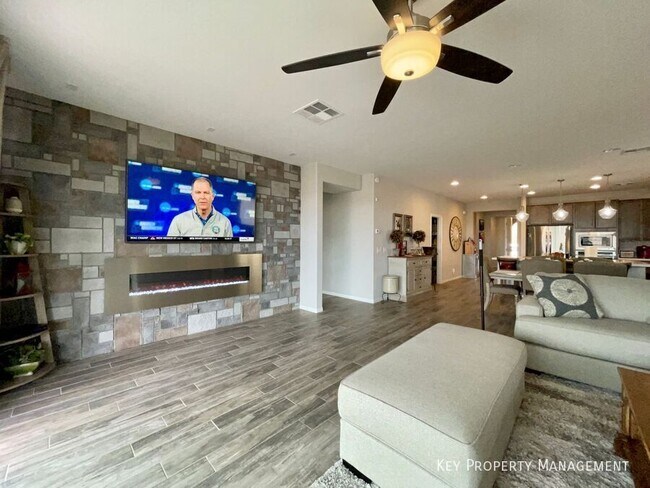 Foto del edificio - 992 Whitworth Ave