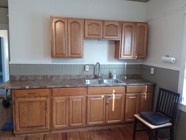 Kitchen - 1331 3rd Ave