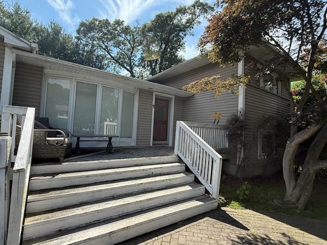 Building Photo - 57 Schuyler Dr