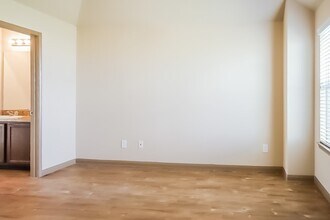 Building Photo - 5730 Long Arbor Ln