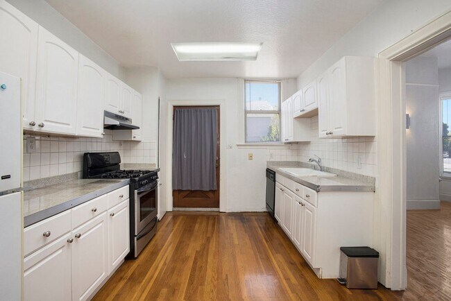 Foto del edificio - 1401 Sherman St