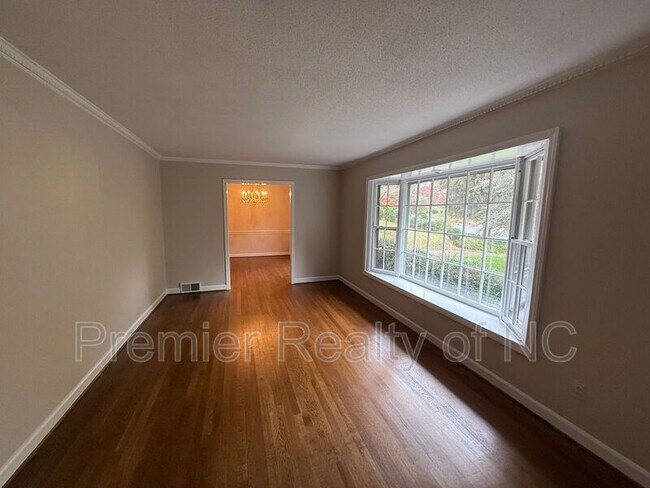 Foto del edificio - 1128 Partridge Ln