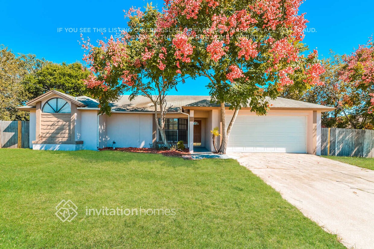 Foto principal - 2479 Otis Ave