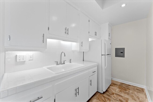 Foto del edificio - 1701 Washington Way