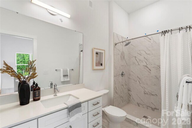 Foto del edificio - 3405 Holabird Ln