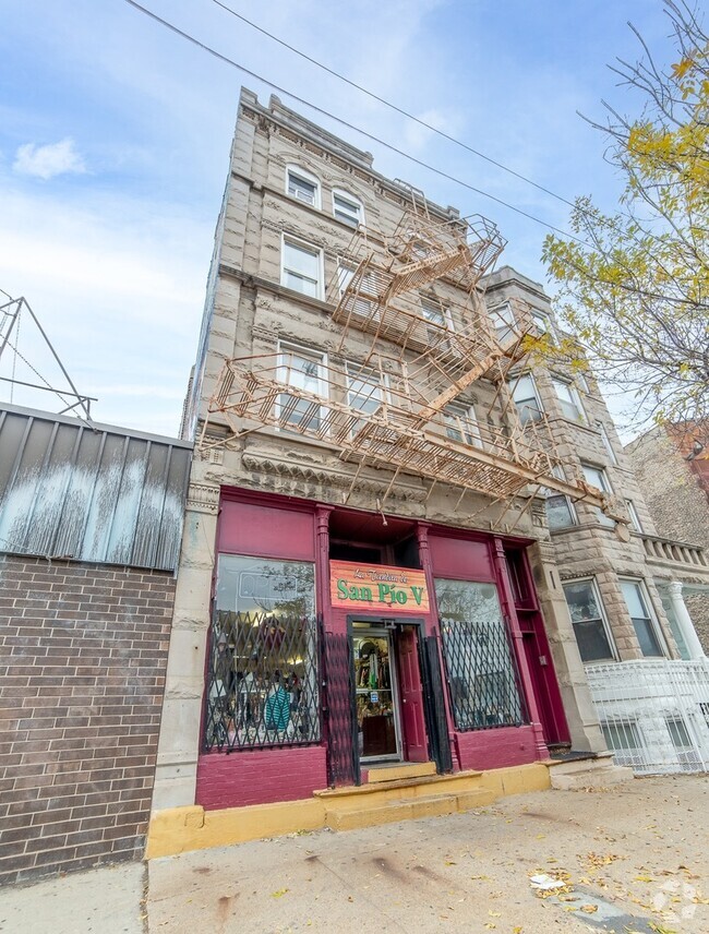 Building Photo - 1854 S Ashland Ave