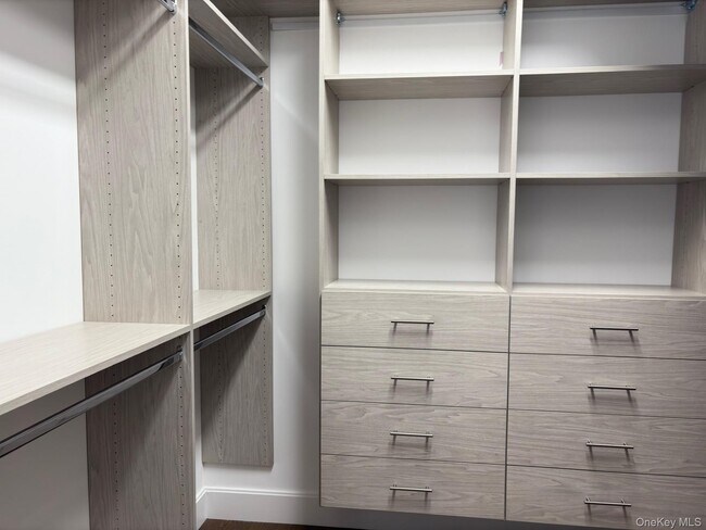 Foto del edificio - 1005 Mill Creek S