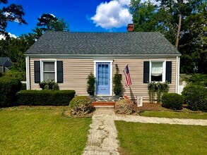 Building Photo - 1210 Foxcroft Rd