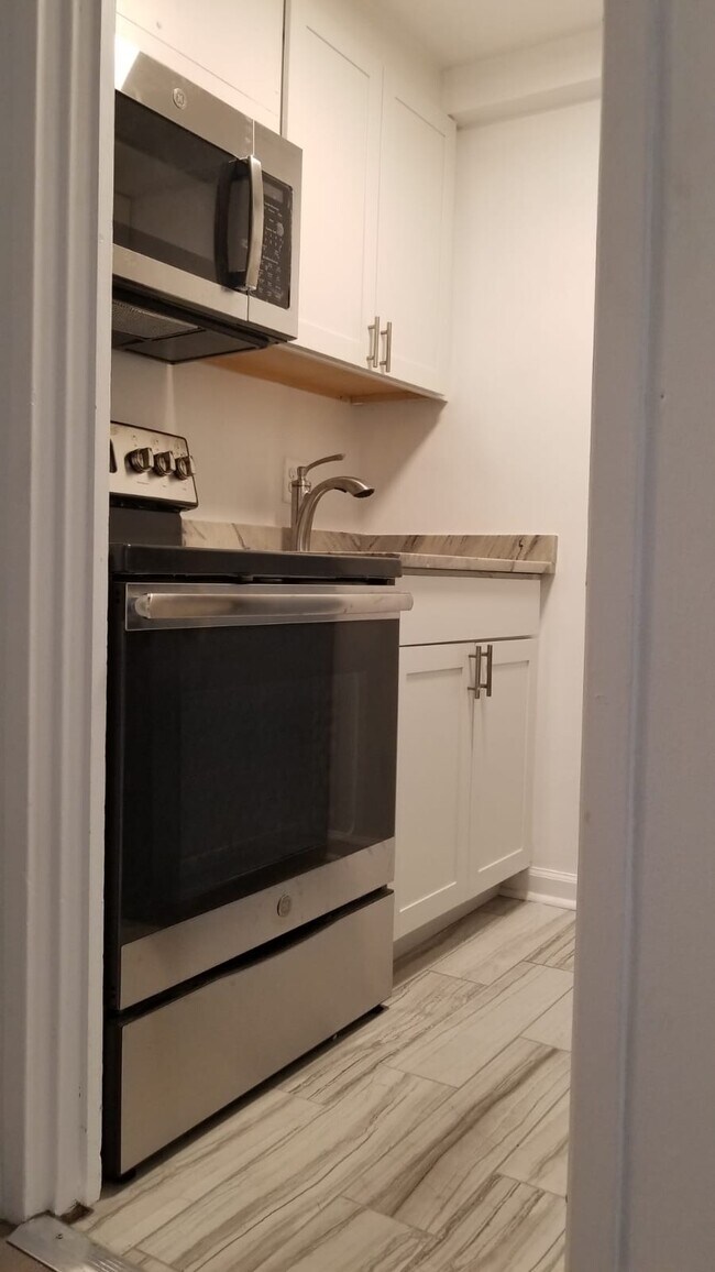 Foto del edificio - 2141 I St NW