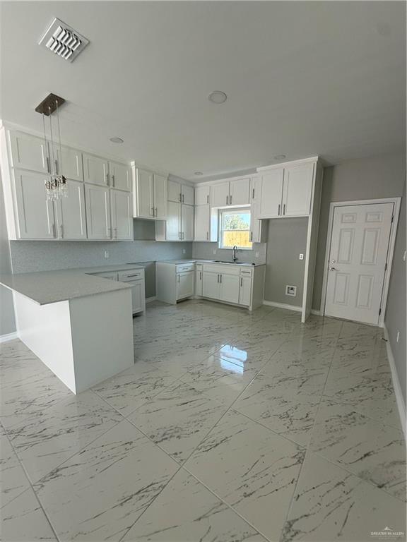 Foto del edificio - 3806 Rosewood Ln