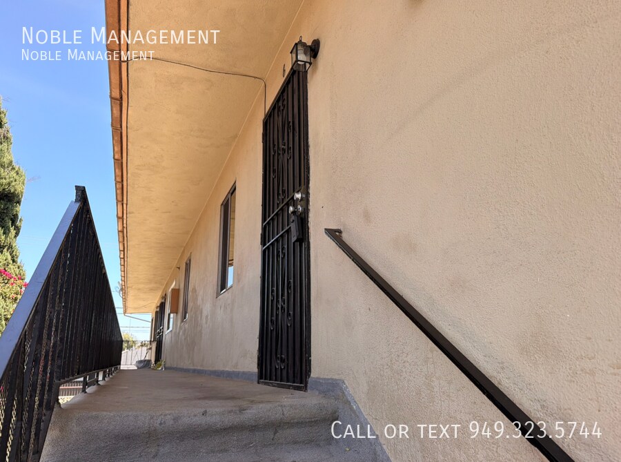 Photo - 3348 Santa Fe Ave-6