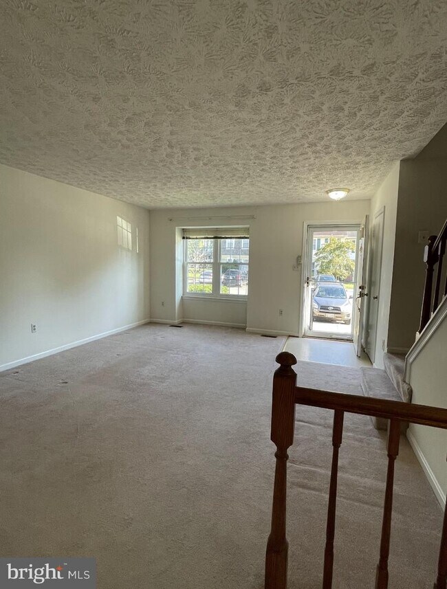 Building Photo - 7700 Wolford Way