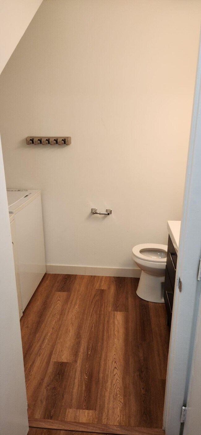 Building Photo - 3505 Inlet Cir