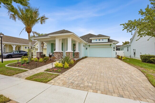 Building Photo - 45 Tamarac Ave