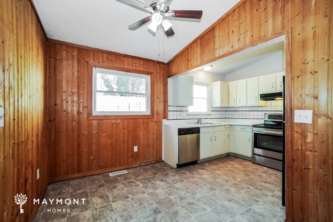 Foto del edificio - 2121 Poplar St