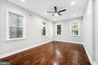 Building Photo - 5022 Arch St