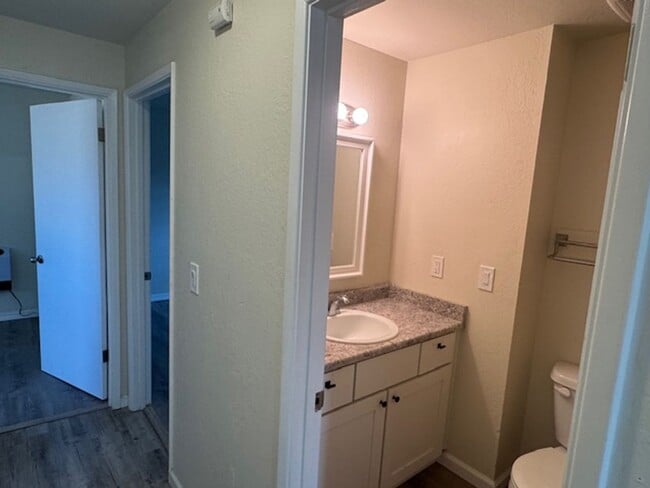 Building Photo - 3007-3009 JUANIPERO