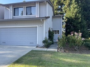 Building Photo - 231 Via Pinada Ln
