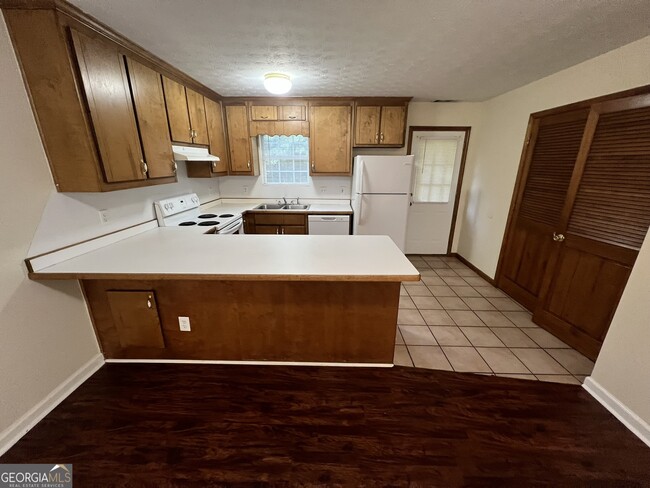 Building Photo - 4426 GA-142