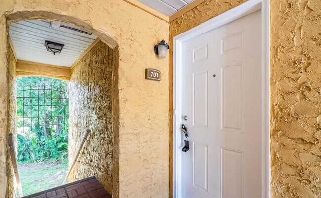 Building Photo - 1721 Parakeet Way