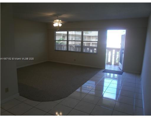 Foto del edificio - 534 Mansfield M