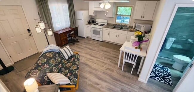 Photo - 395 Brimblecom Rd Apartment