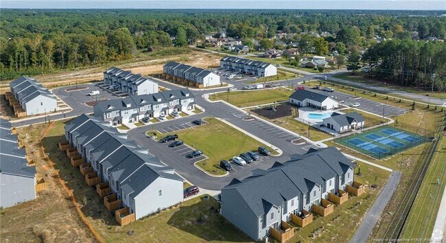 Foto del edificio - 5346 GREYSTOKE Pl