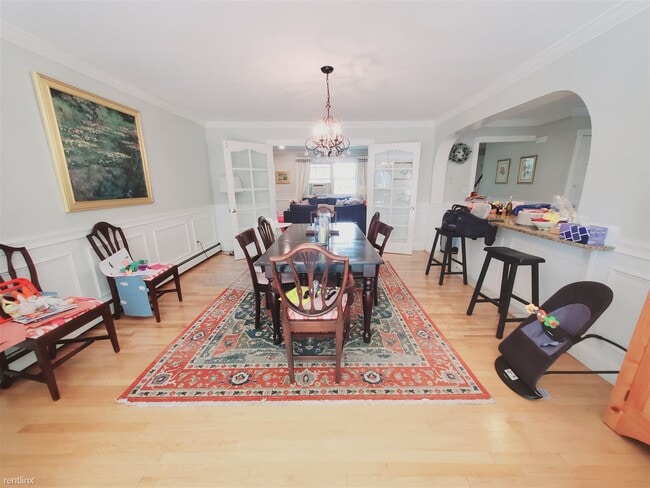 Building Photo - 5 br, 4 bath House - 63 West Ave