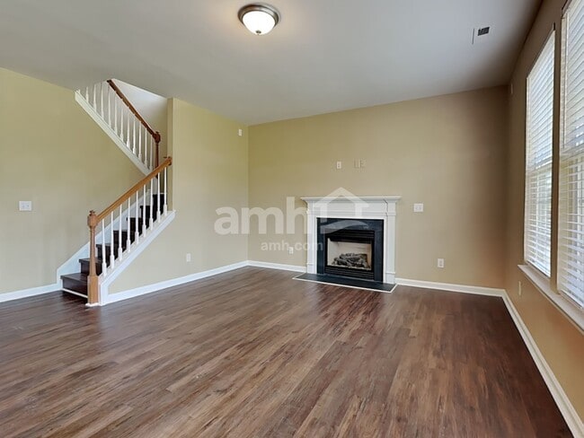 Building Photo - 1404 Manley Ct