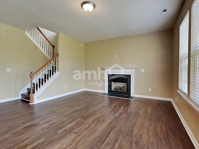 Foto del edificio - 1404 Manley Ct