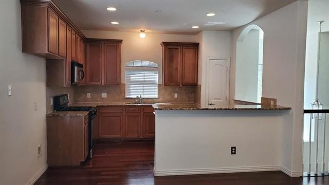 Building Photo - 8736 Paradise Dr