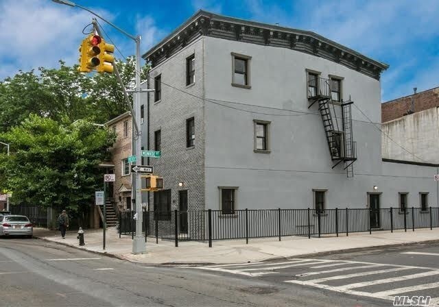 Primary Photo - 107 Patchen Ave