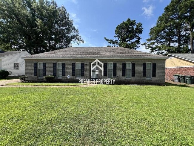Photo - 1769 Prado Ave House