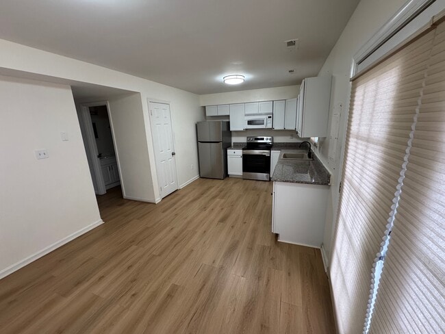 Building Photo - 8619 Ashby Ct